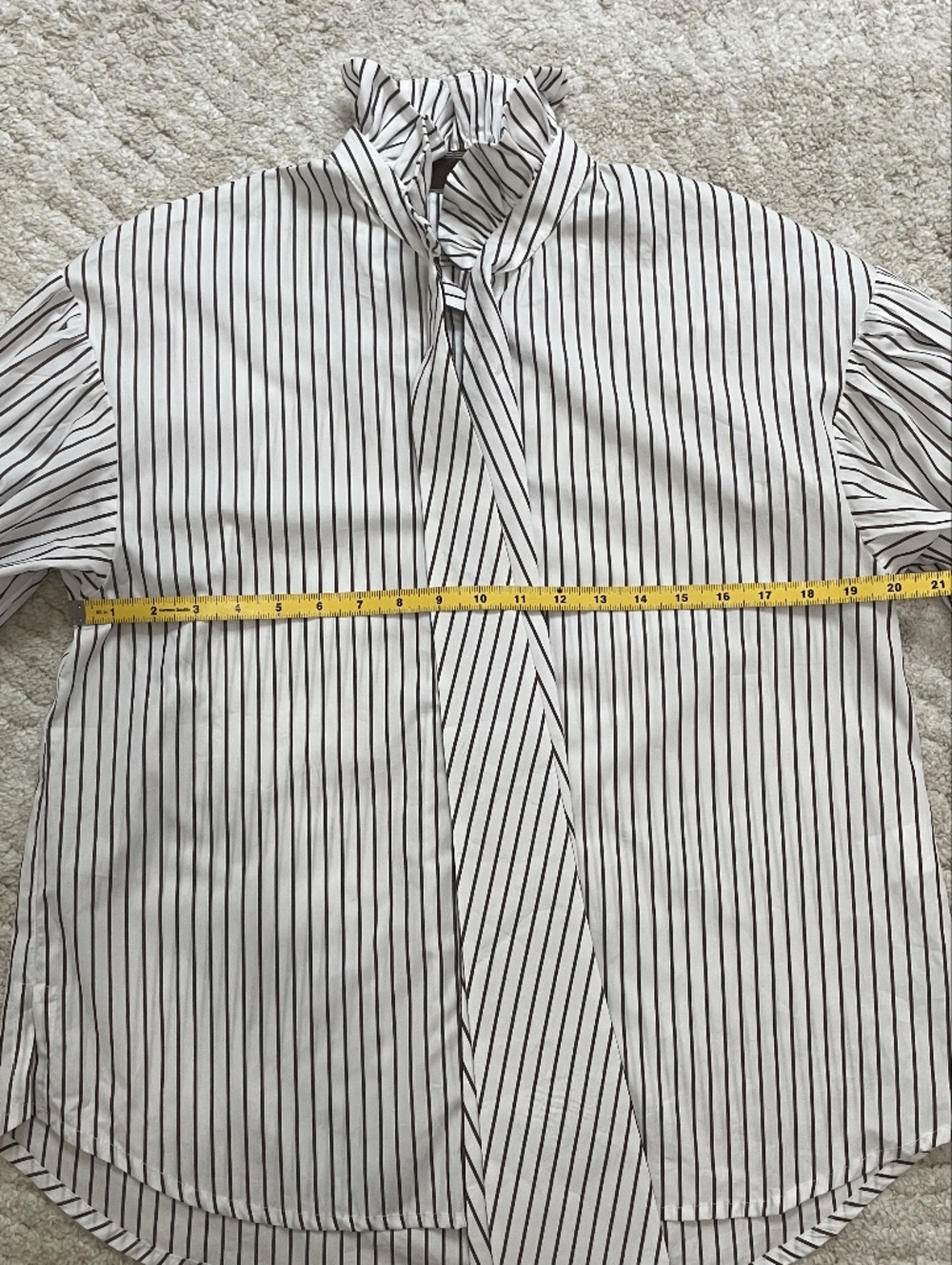 MarÁvic White blouse with stripes, knotted collar buttons and with tie, size S - Picture 5 of 8